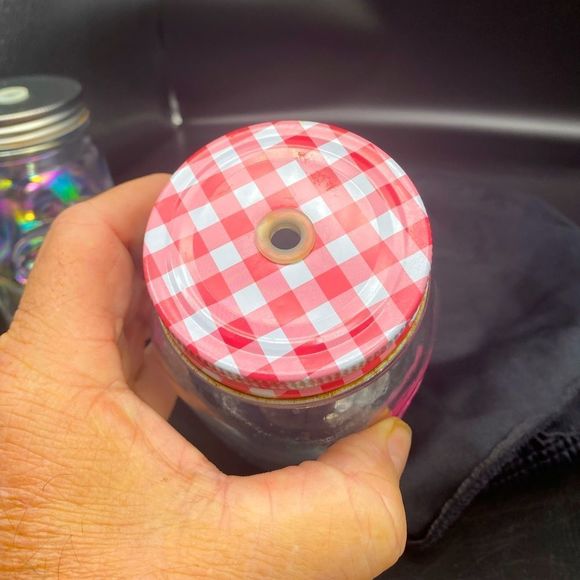 Two glass drink jars with lids but w/o straws - Picture 12 of 12